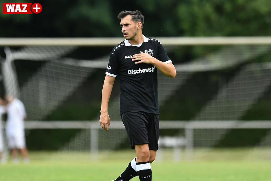 Vor dem Ligastart: Gino Pöschl und der VfB Bottrop.<br>
© FUNKE Foto Services | Thorsten Tillmann